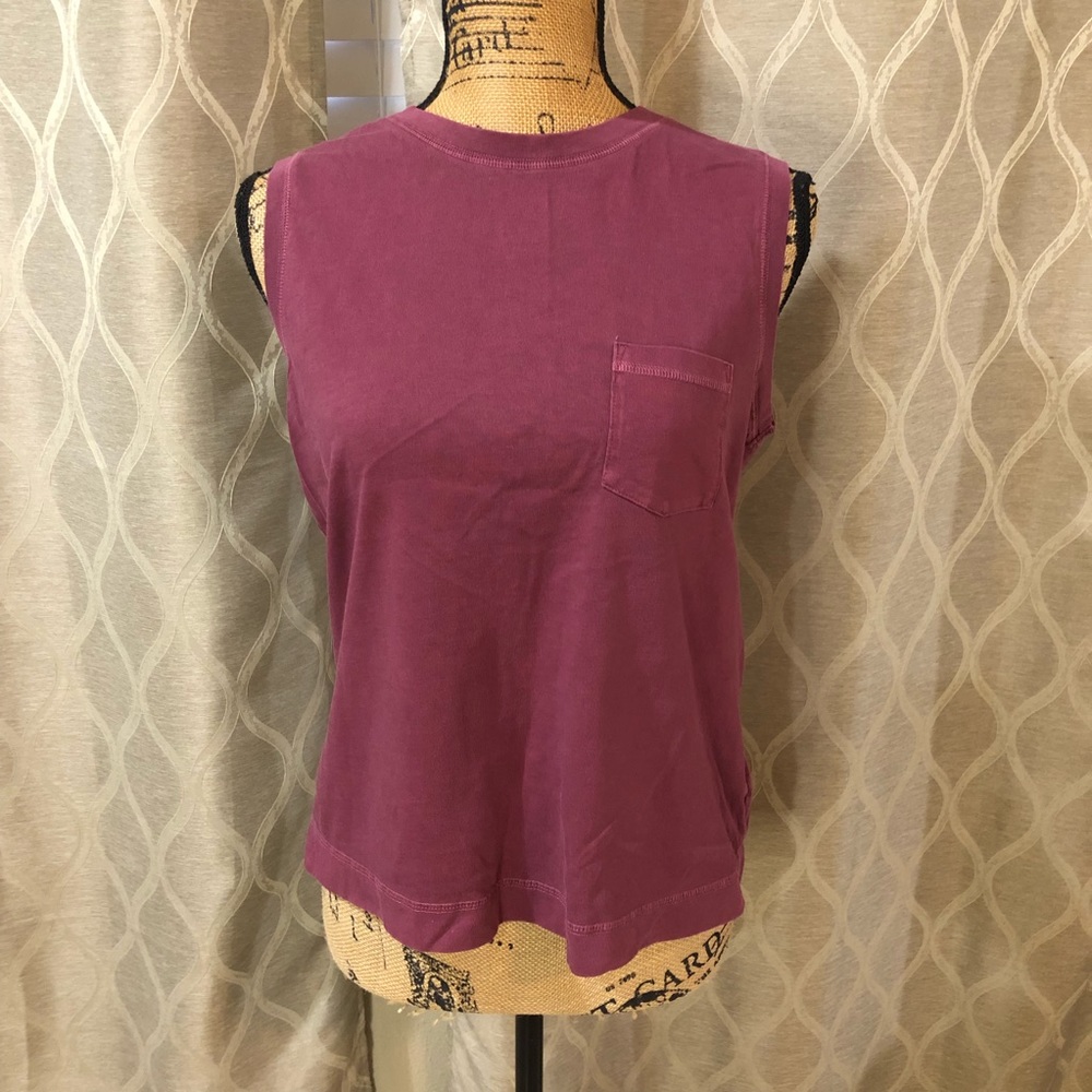 🔸3/$20🔸 
Dusty pink muscle tee
